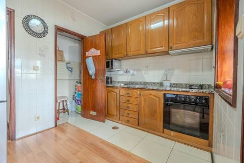 Apartamento T2+1 | Varandas | Lugar de garagem | Centro da Maia