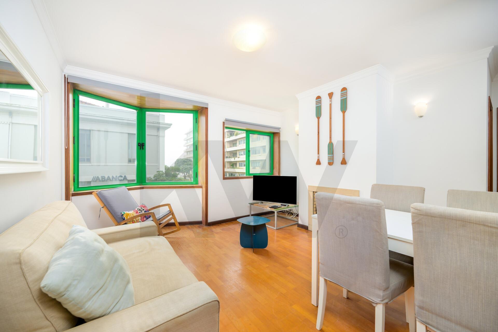 Apartamento T1 com garagem em Matosinhos Sul junto à praia
