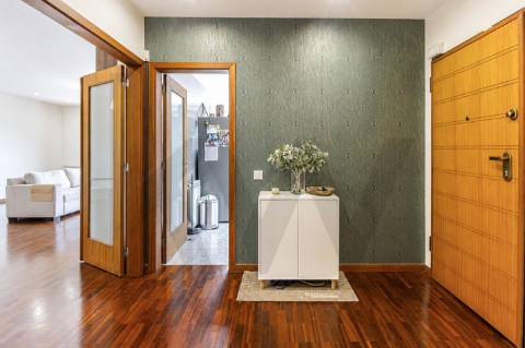 Apartamento T3, Valbom (vista Douro), Gondomar