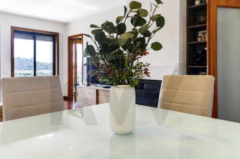 Apartamento T3, Valbom (vista Douro), Gondomar