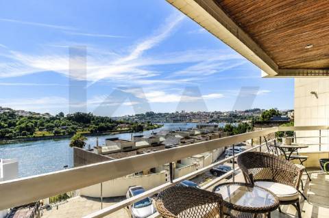 Apartamento T3, Valbom (vista Douro), Gondomar
