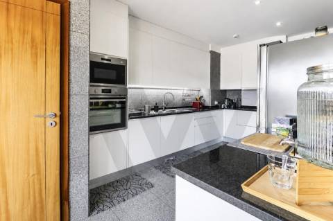 Apartamento T3, Valbom (vista Douro), Gondomar