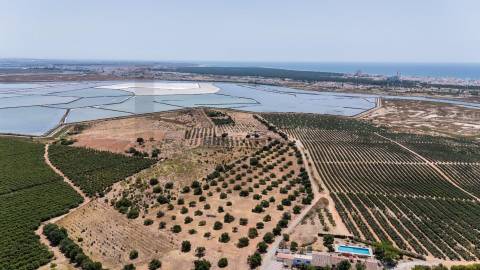 Propriedade exclusiva no Algarve, 22,5 hectares, junto ao Verdelago Resort, com vistas sem limites 