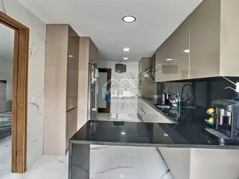 Moradia Geminada T4 Venda em Retorta e Tougues,Vila do Conde