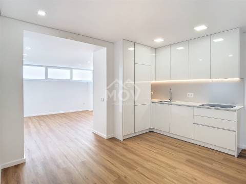 Apartamento T1+1 Venda em Póvoa de Varzim, Beiriz e Argivai,Póvoa de Varzim