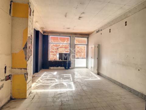 Loja com 83,50m²