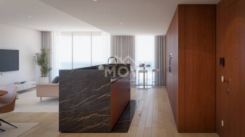 Apartamento T3 na 1ª linha de mar
