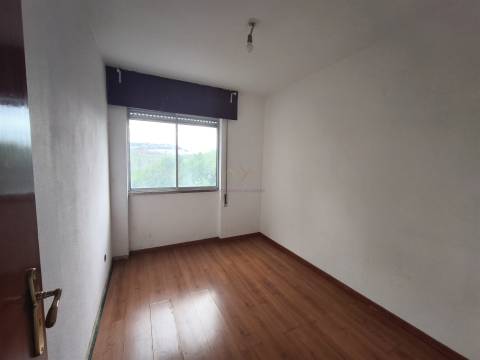 T3 com Elevado Potencial de Valorização na Cidade Nova, Santo António dos Cavaleiros