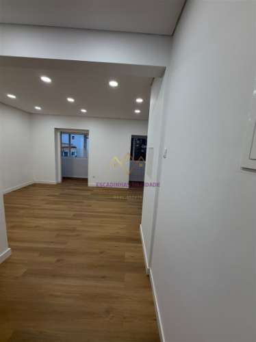 T2 junto às Portas Benfica remodelado