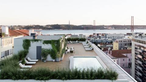 Fantástico Apartamento T2+1 com vista Rio, em Empreendimento de Luxo com piscina