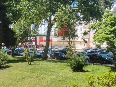 T2 remodelado a estrear em Oeiras