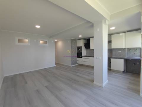 T2 remodelado a estrear em Oeiras