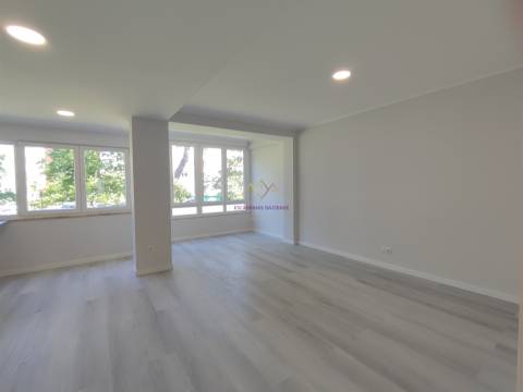 T2 remodelado a estrear em Oeiras