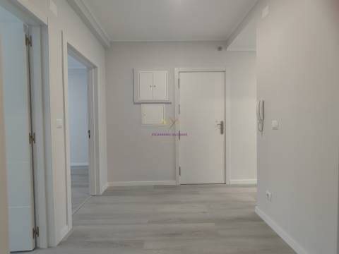 T2 remodelado a estrear em Oeiras
