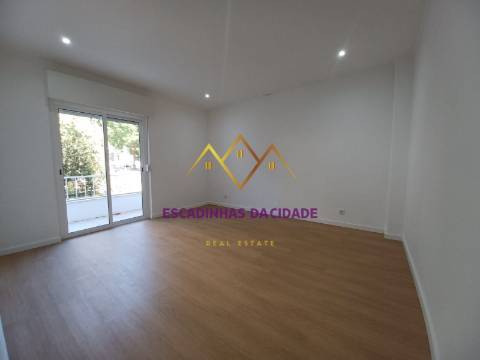 T3 remodelado a estrear na Falagueira, Amadora
