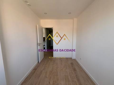 T2+1 Odivelas Remodelado