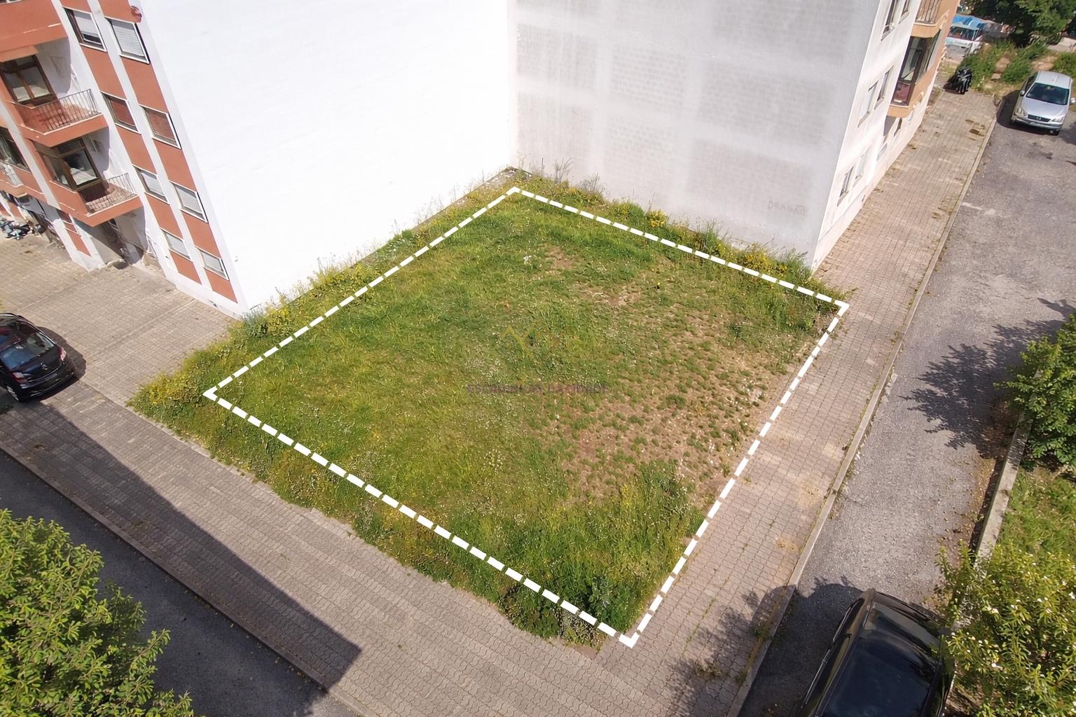 Terreno comercial urbano quinta do mirante Queluz
