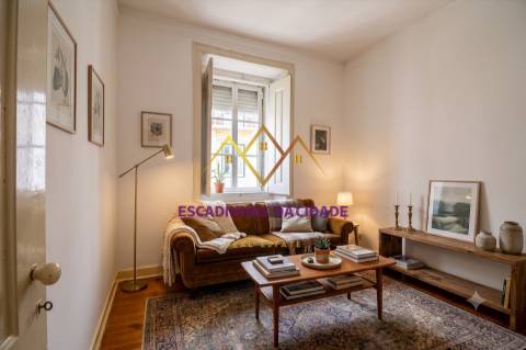 Apartamento T3 usado mas c/alguma obra Graça Lisboa