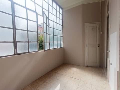 Apartamento T3 usado no centro Lisboa