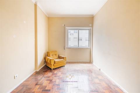 T3 com 2 Salas: o espaço ideal para a sua família crescer com conforto e conveniência