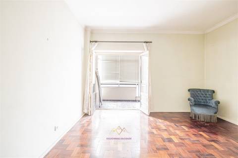 T3 com 2 Salas: o espaço ideal para a sua família crescer com conforto e conveniência