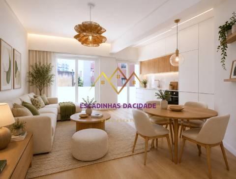 Apartamento T2 remodelado e equipado na Rua da Senhora da Glória Graça