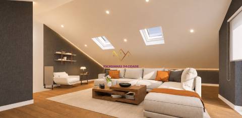 Fantástico T3+1 Duplex com 229 m² de Espaço e Conforto | Montijo