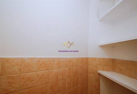 Apartamento T2 Espaçoso e Luminoso nas Mercês Sintra