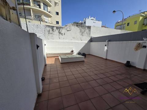 T1 com Terraço em Belém para Arrendamento