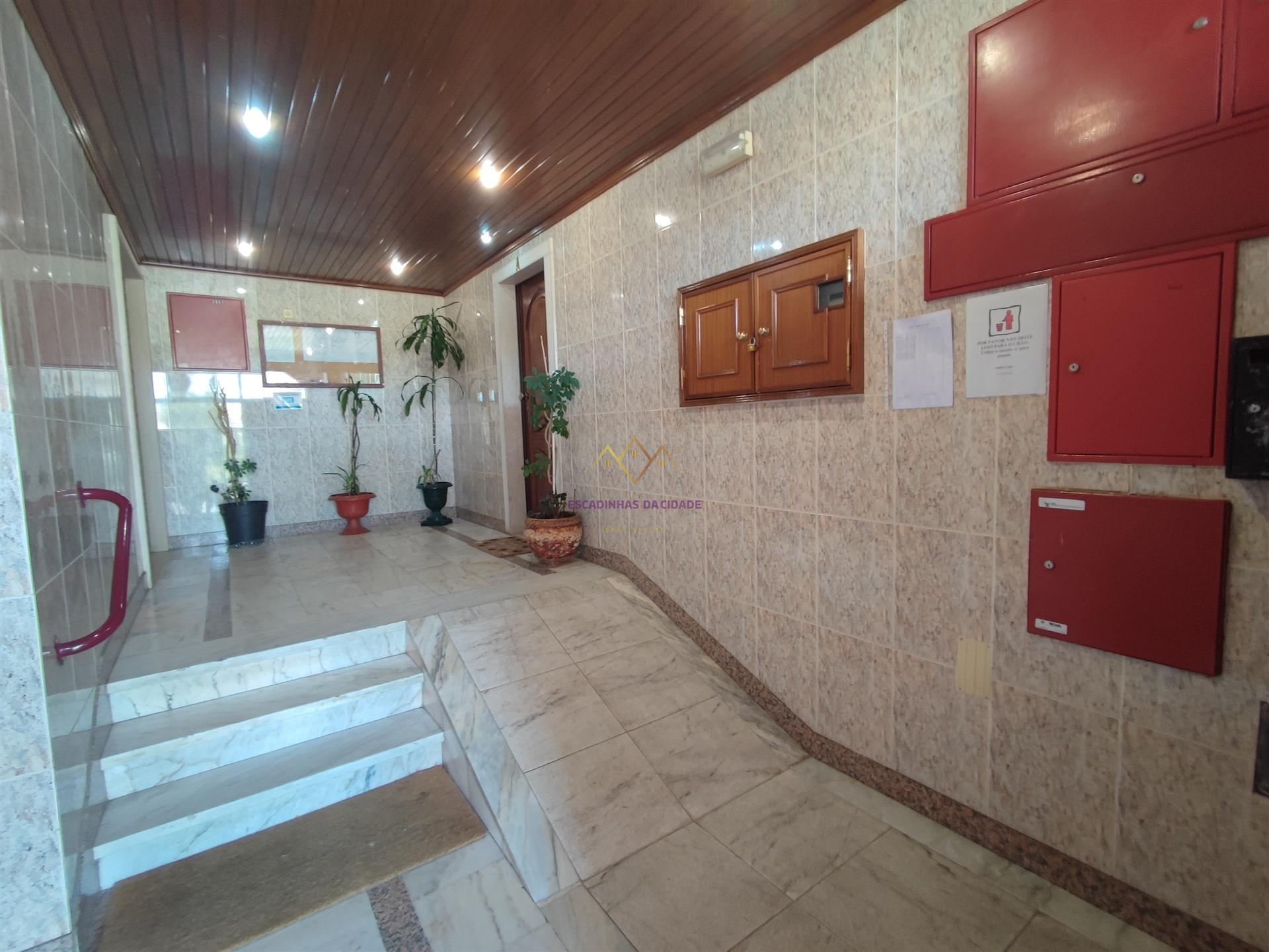 Apartamento T2 Venda em Algueirão-Mem Martins,Sintra