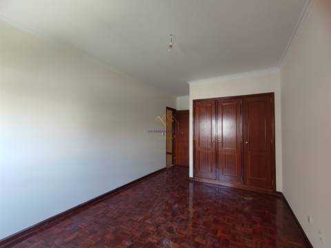 Apartamento T2 Venda em Algueirão-Mem Martins,Sintra