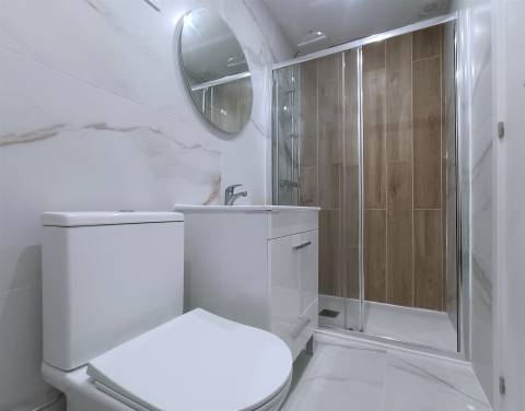 Apartamento T2 remodelado Damaia de Cima