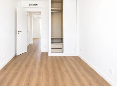 Apartamento remodelado centro Amadora