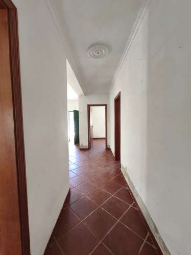 Moradia Térrea T3 com Quintal, Garagem e Terraço
