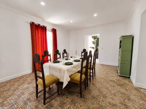 Prédio Restaurado em Santa Eulália, Elvas | Excelente Oportunidade de Investimento