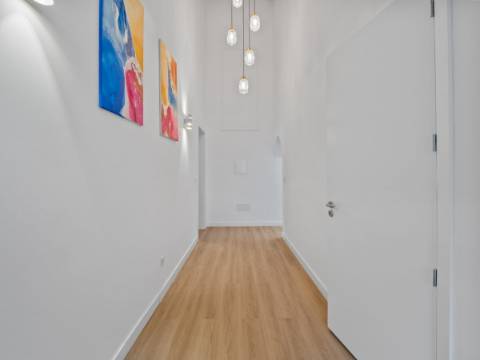 Prédio Restaurado em Santa Eulália, Elvas | Excelente Oportunidade de Investimento
