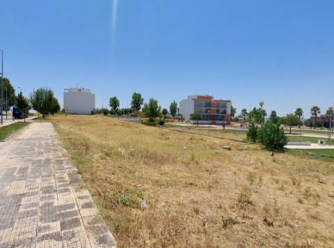 Lote de Terreno para Construção