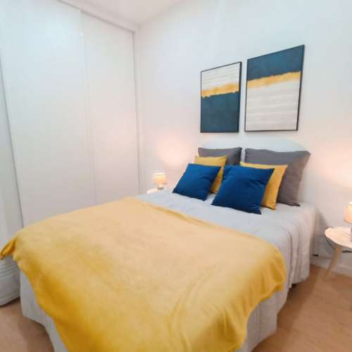 T3 com Suíte e Varanda com Vista de Rio - Santa Apolónia, Bairro Familiar e Central