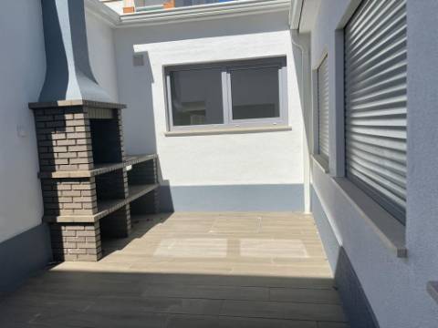 Excelente moradia contemporânea