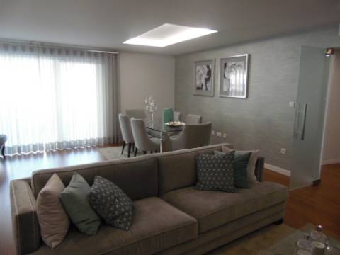 Apartamento T3 a estrear em excelente localização