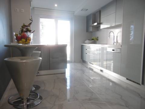 Apartamento T3 a estrear em excelente localização