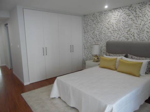 Apartamento T3 a estrear em excelente localização