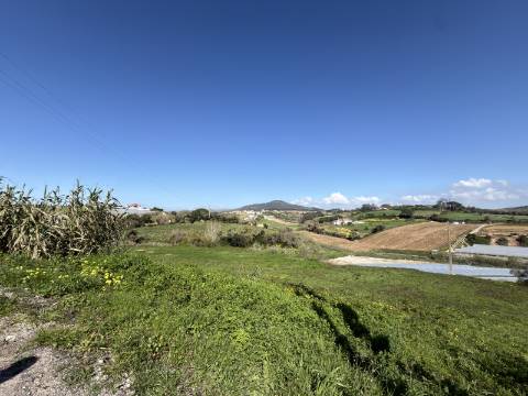 Terreno Rústico na Azueira com 9375m2