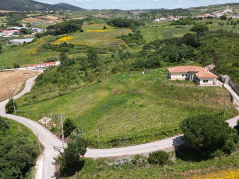 Moradia T4 + 6320m2 - Vila Franca do Rosário