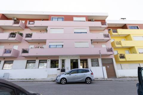 * GRANDE OPORTUNIDADE * APARTAMENTO T3 OUTEIRO, PALMELA