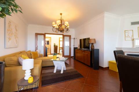 * GRANDE OPORTUNIDADE * APARTAMENTO T3 OUTEIRO, PALMELA