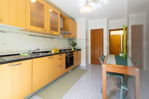 * GRANDE OPORTUNIDADE * APARTAMENTO T3 OUTEIRO, PALMELA