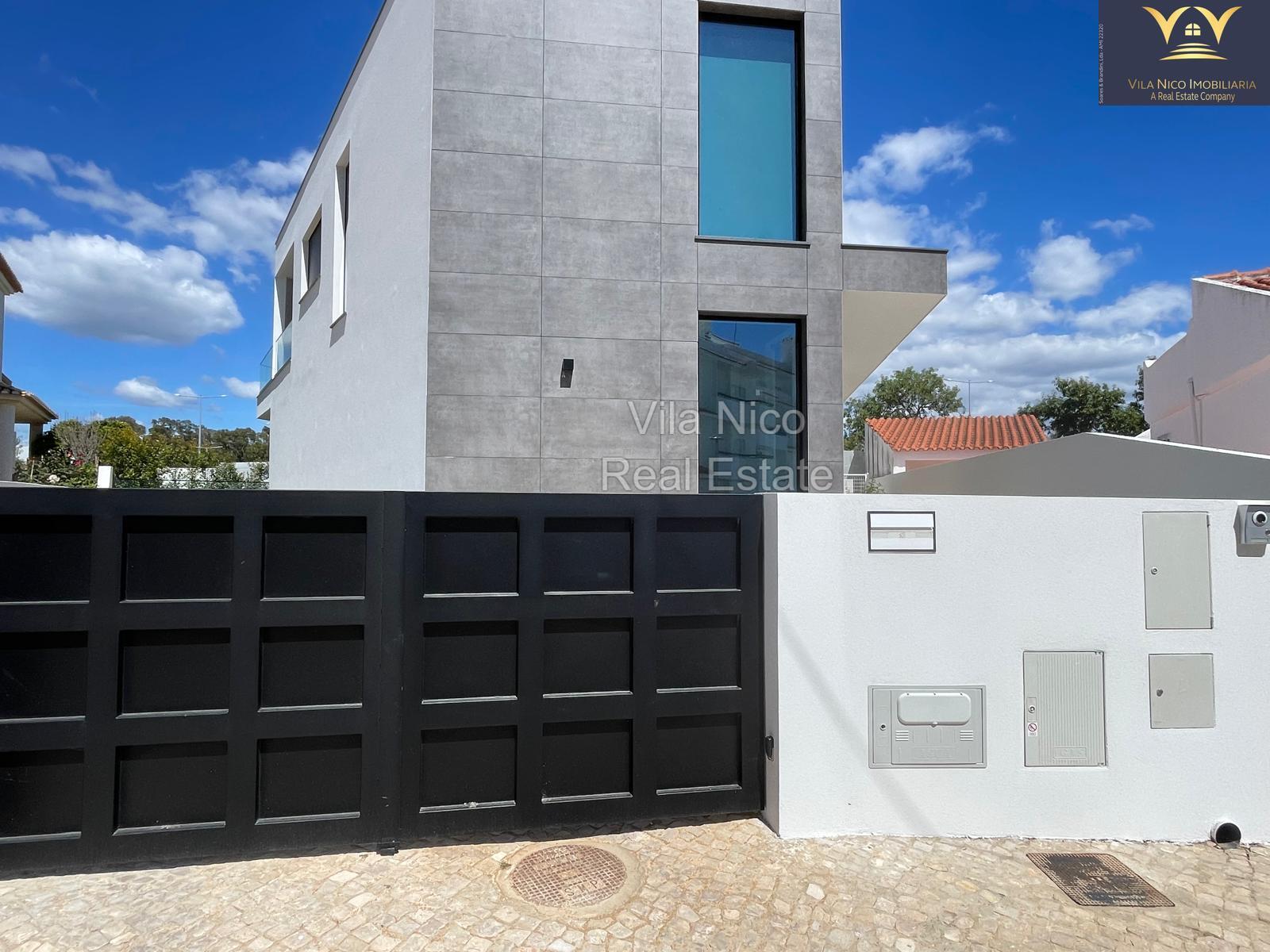 Vivenda Luxuosa em Alvor