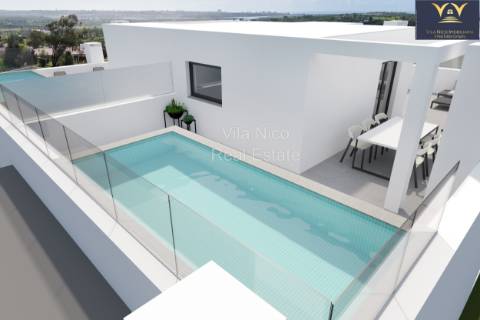 Penthouse com 3 quartos, piscina privativa no terraço e vistas do mar