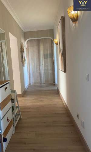 **Apartamento T2 com Vista Deslumbrante da Ria do Arade em Portimão